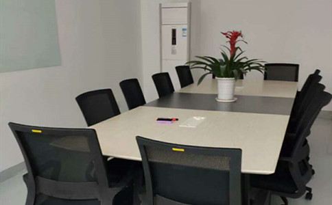 深圳西鄉1000平米辦公空間辦公家具實景圖 深圳西鄉1000平米辦公空間辦公家具實景圖